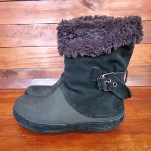 Crocs Faux Fur Boots Women‎ 7 Black Suede Berryessa Buckle Snow Outdoors